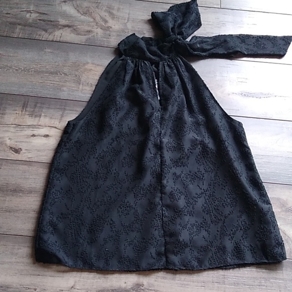 Do+Be V-neck tank top with side bow - Picture 3 of 5